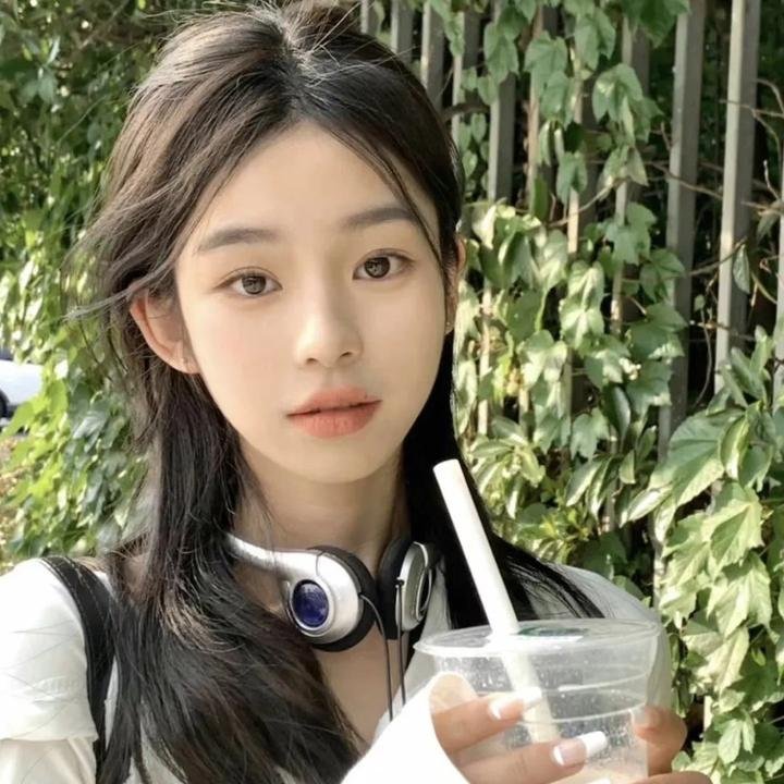你是我眼中的山川和海洋